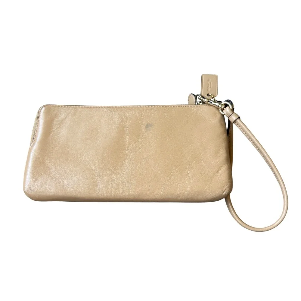 Coach Double Zip Wristlet Beige Leather Gold Hardware Card Slots Wallet